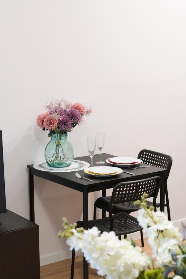 Kwiatowa Apartments Poznan City Center By Noclegi Renters מראה חיצוני תמונה